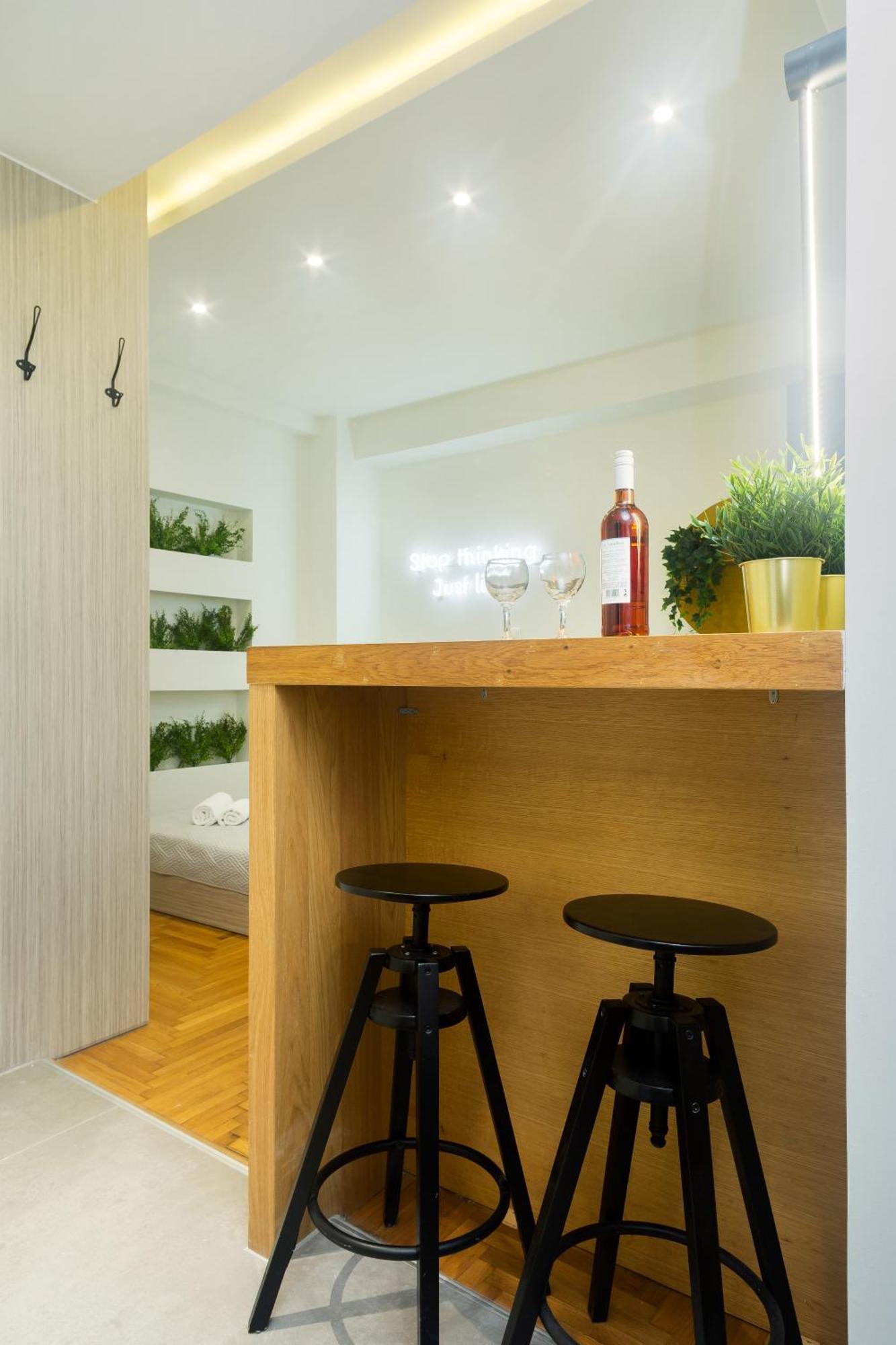 Kukaki Estate 1 Apartment Athena Bagian luar foto